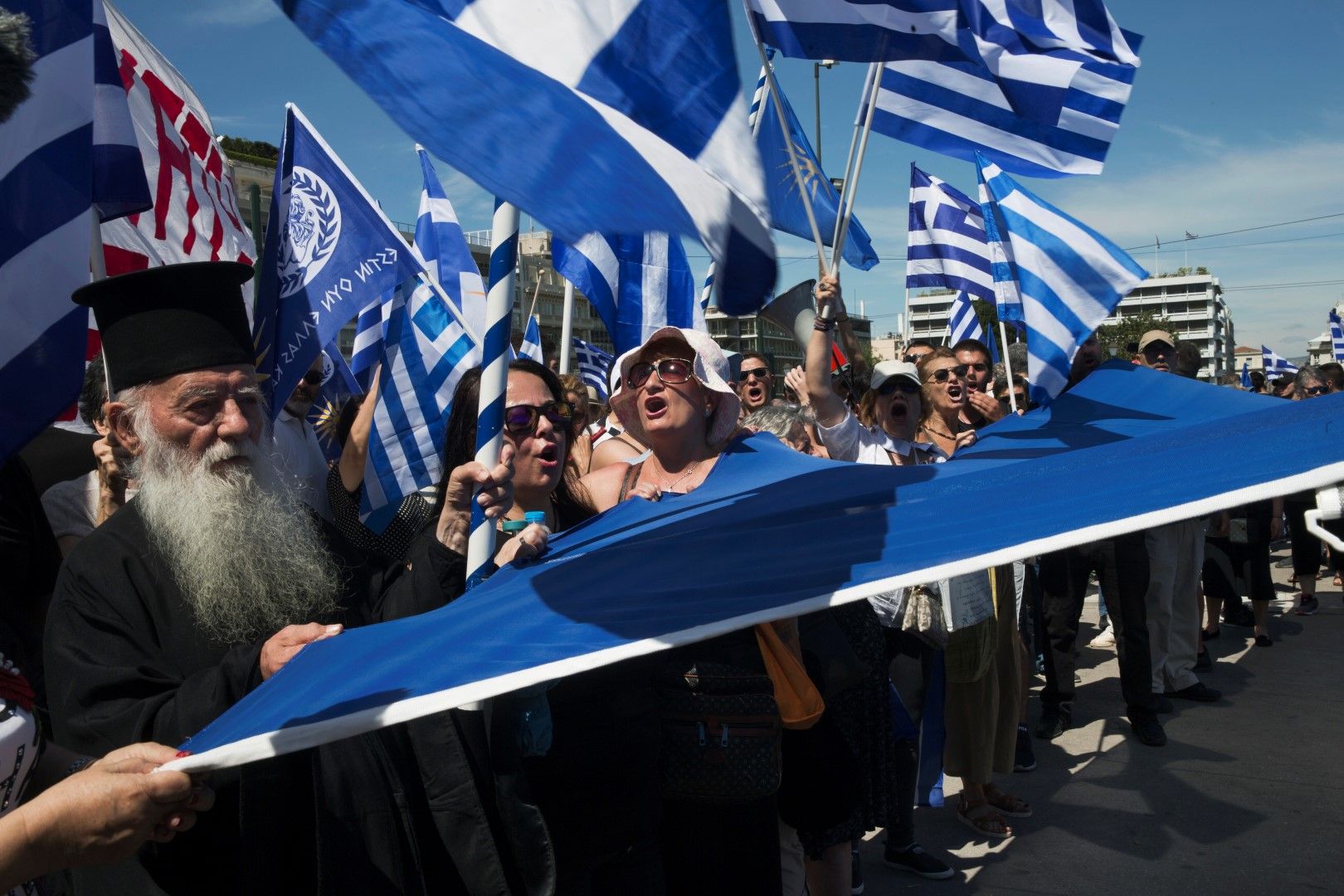 Протестите в Гърция за името Северна Македония не стихват 