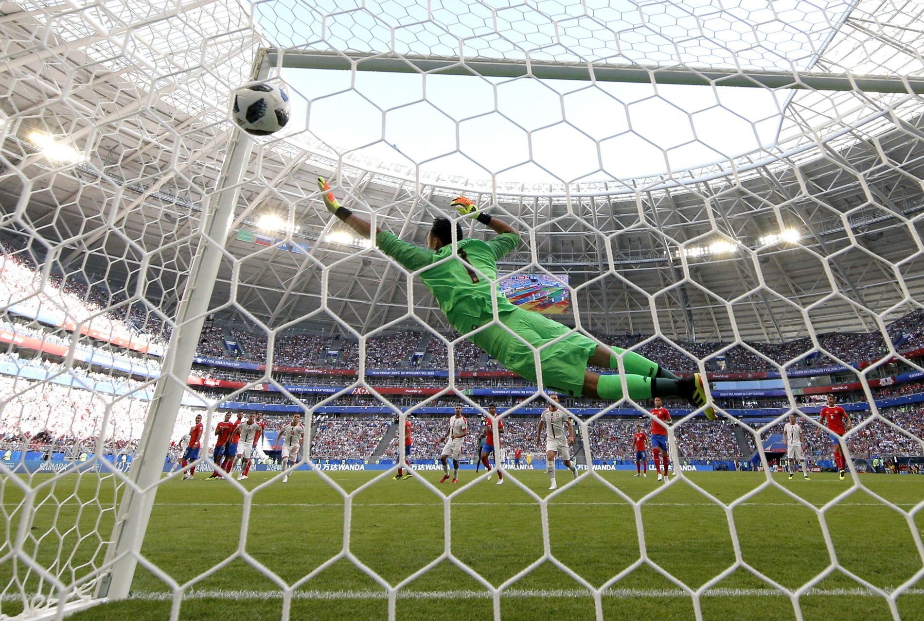 Александър Коларов донесе победата на Сърбия срещу Коста Рика с фамозен гол от фаул