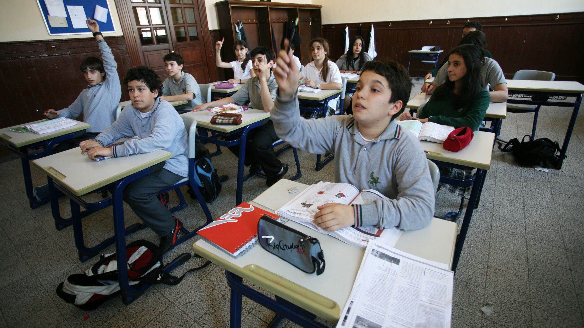Спират домашните  на учениците  в Турция   