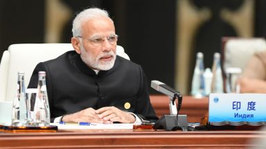 Индийският премиер Нарендра Моди разговаря по телефона днес с украинския