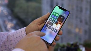 iPhone става по-скъп заради търговската война между САЩ и Китай