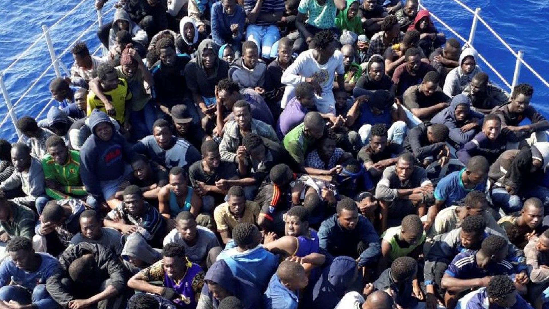 Италия преговаря с Либия за пресичане на мигрантския поток към Европа