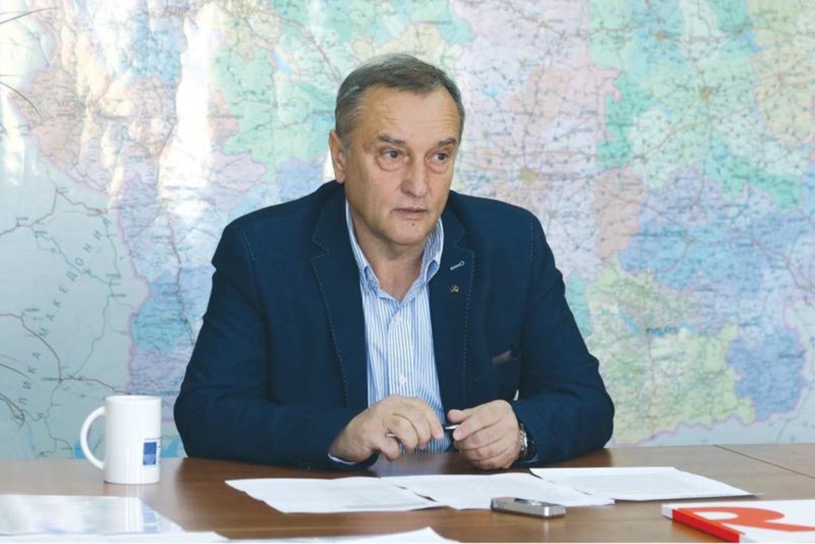 Аз имах разговор с господин Атанасов и го убедих да остане в управителния съвет на АПИ, каза Глосов