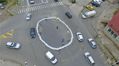 Необичайно кръгово кръстовище се появи в Стара Загора