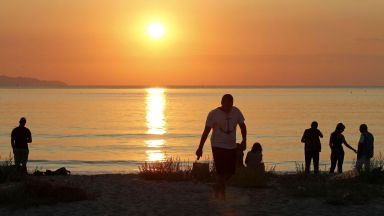 Със сцена, обърната към морето, посрещат July Morning в Бургас