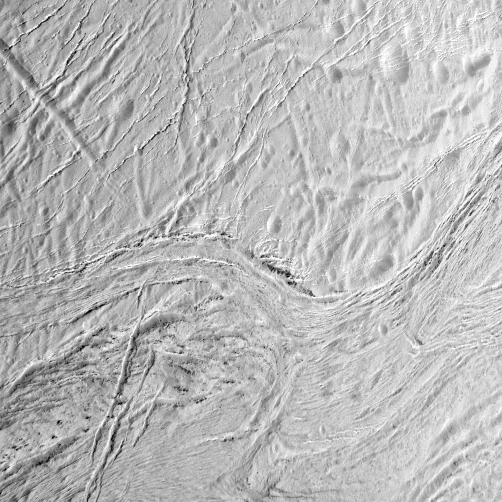 Повърхността на Енцелад 