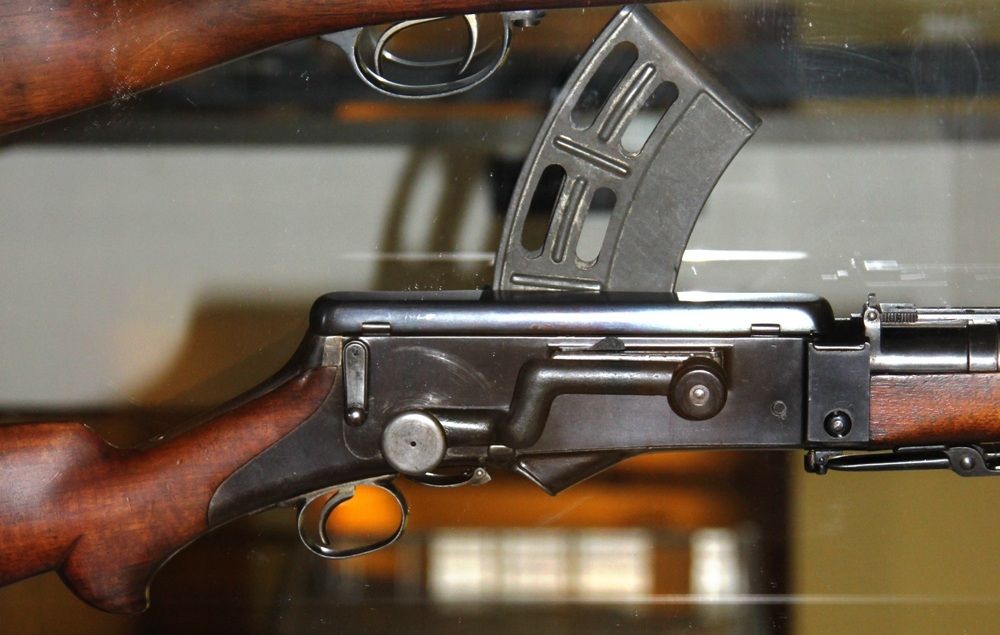 Самозарядната пушка Madsen M1896