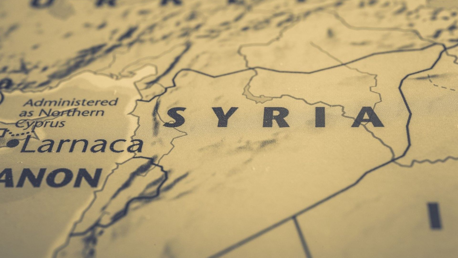 Хизбула предрече "много голяма победа" в Южна Сирия
