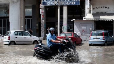 Още за наводненията в Гърция