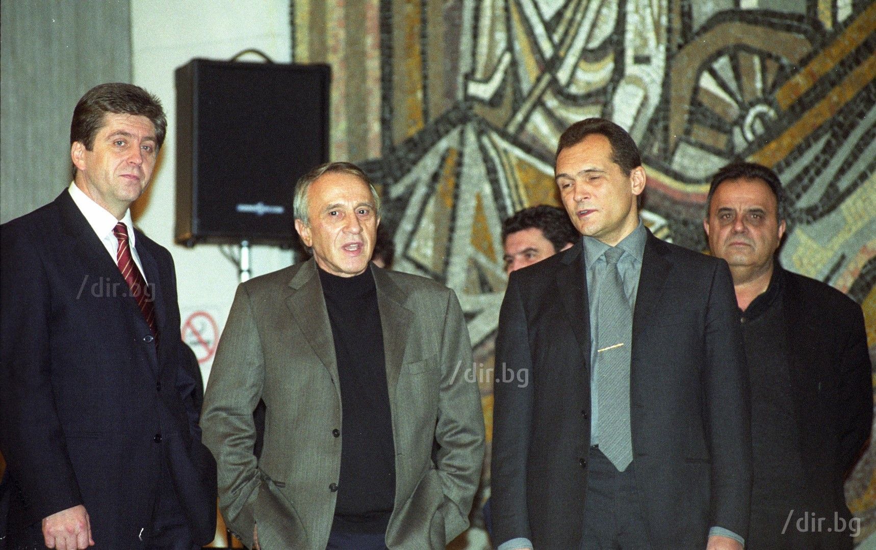 Спортист на годината 20 декември 2002 г. в резиденцията. На смиката Георги Пъранов, Тошо Тошев, Васил Божков и Божидар Димитров 