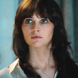 Фелисити Джоунс вдигна сватба