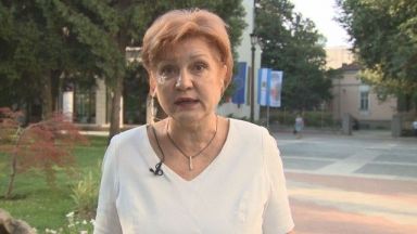 Менда Стоянова не била цигарен, а бюджетен лобист 