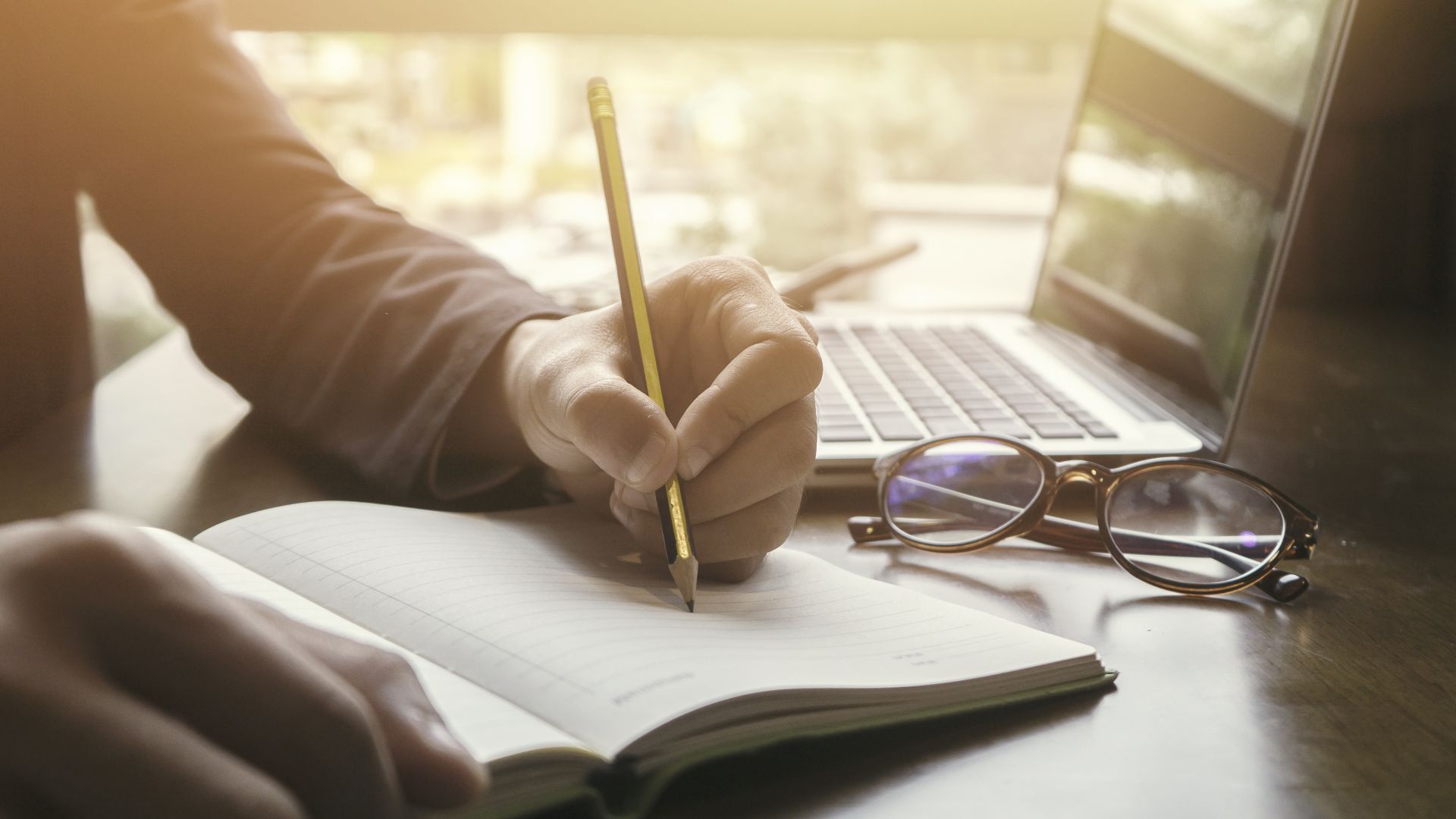 Хигиената в студентските общежития и липсата на онлайн възможност за