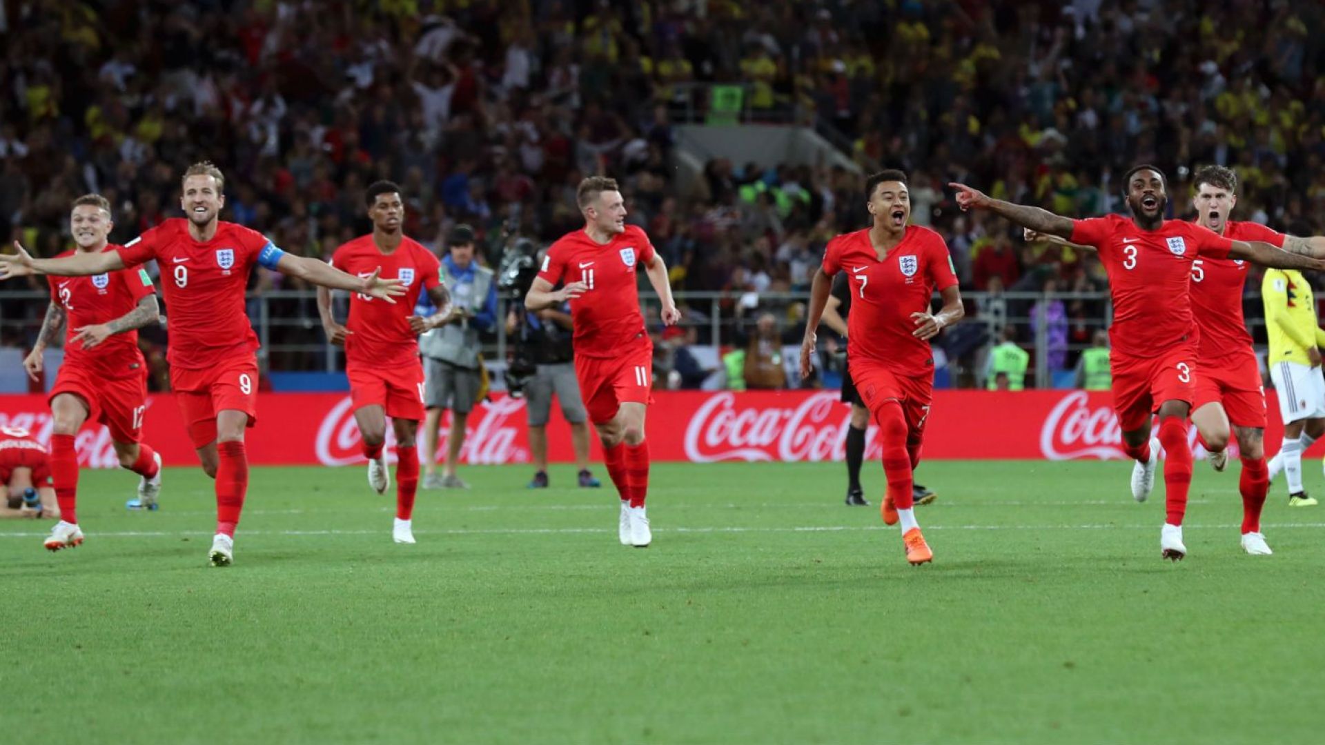 Англия прекъсна прокобата на дузпите и се класира на четвъртфинал