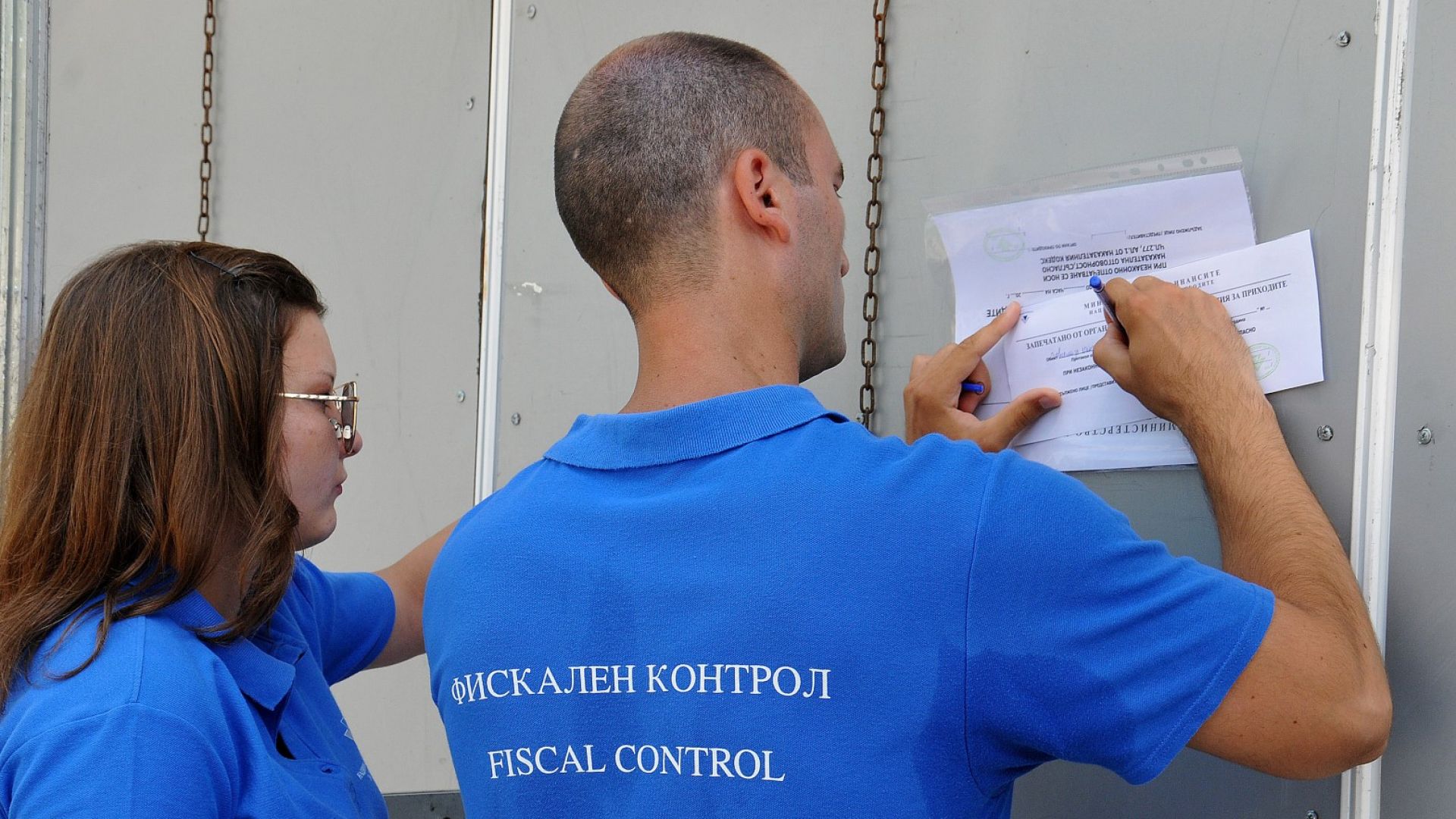 Три големи магазина в Бургас продаващи китайски стоки ще бъдат