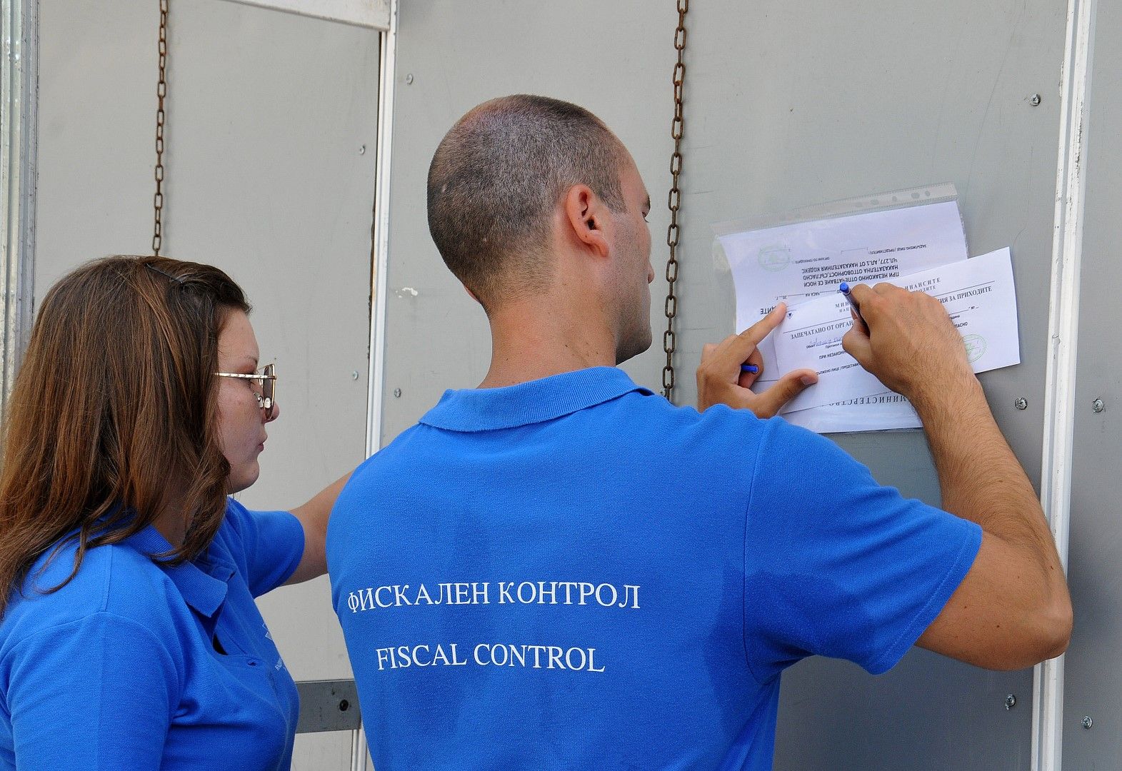 Данъчните инспектори проверяват фирми по Черноморието