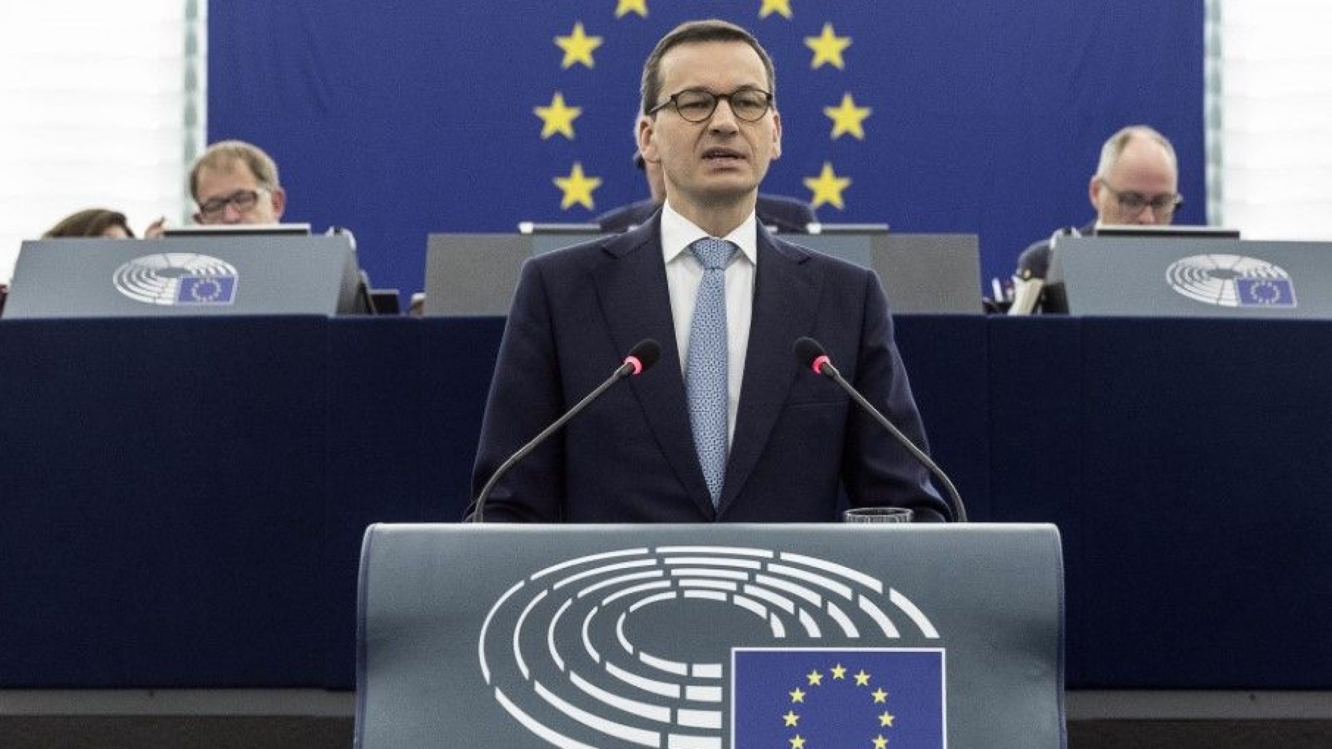 Полски съд разпореди вчера премиерът Матеуш Моравецки в срок от