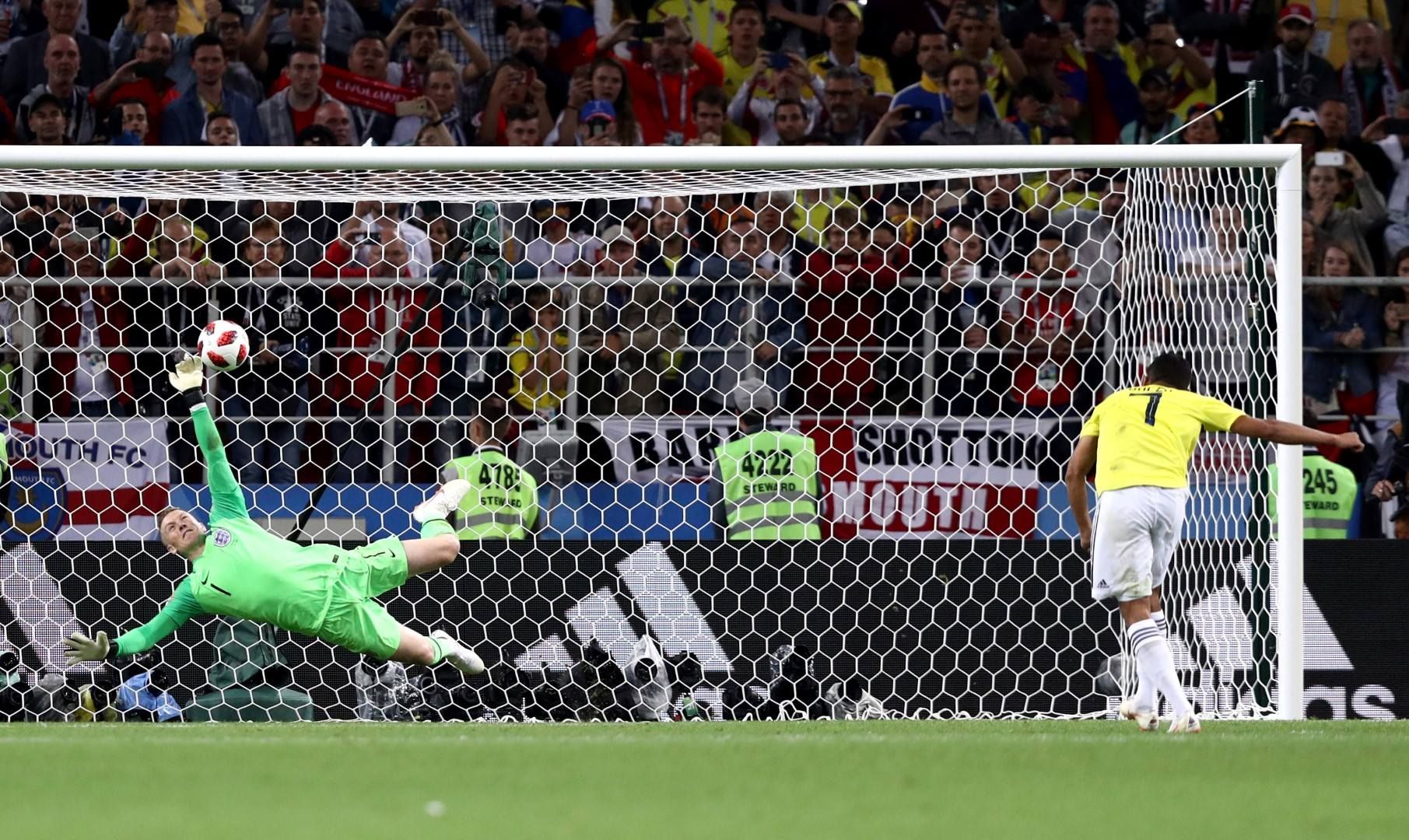 Англия спечели на дузпи за първи път на Световно след страхотни спасявания на Джордан Пикфорд