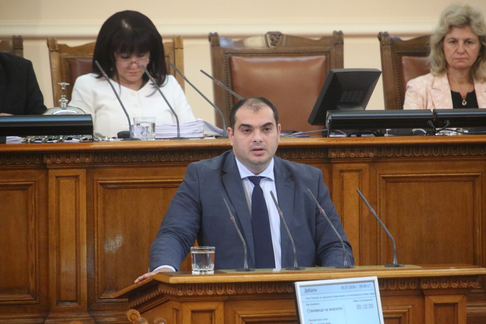 Депутатите не приеха искането на БСП за оставка на шефа на КЕВР