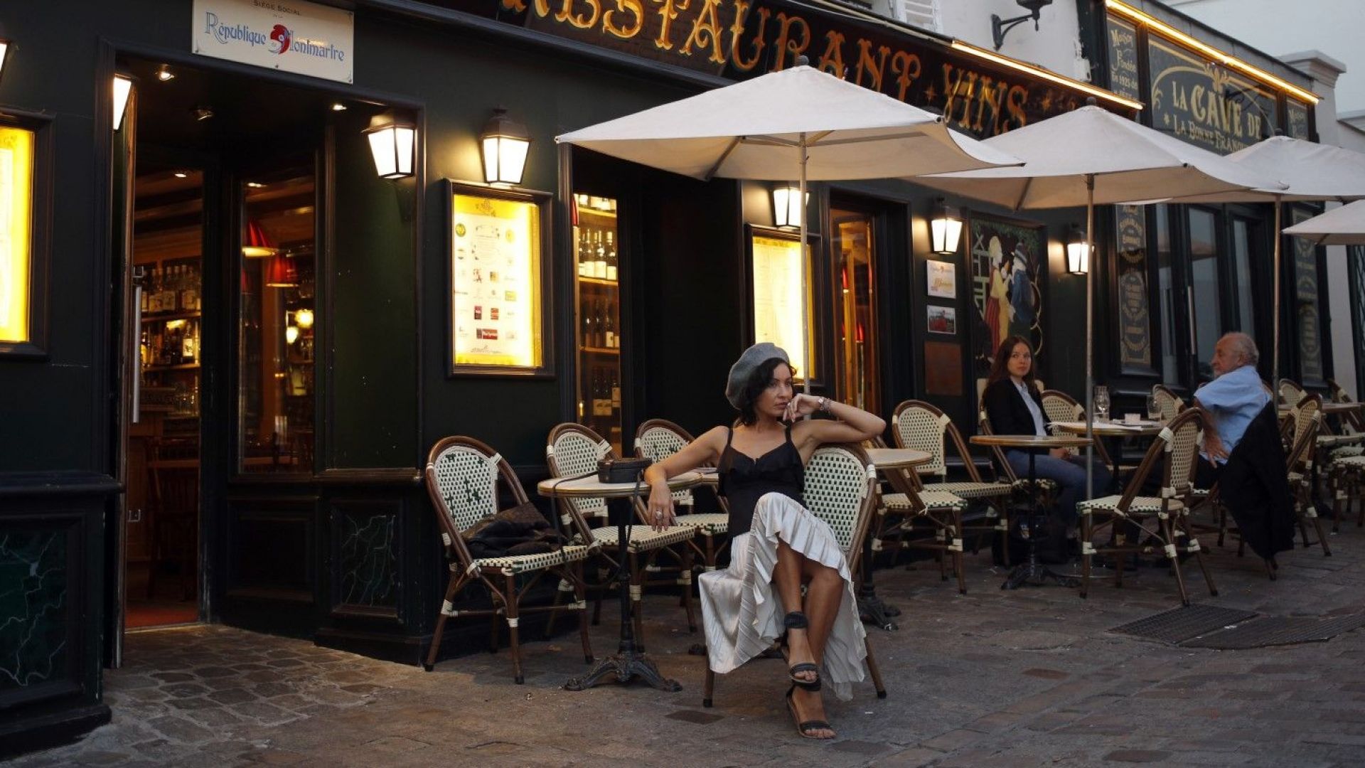 Парижките кафенета искат защитен статут от ЮНЕСКО (снимки)