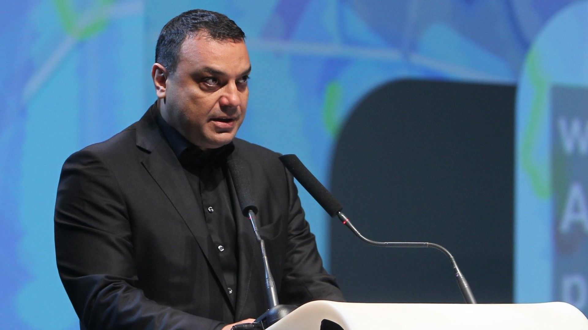 Министърът на транспорта информационните технологии и съобщенията в оставка Ивайло