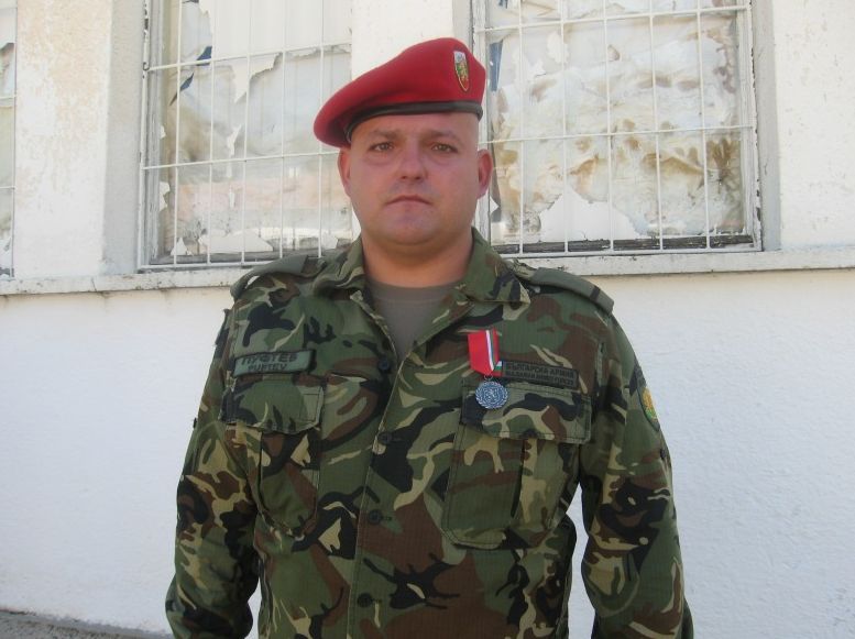 Ефрейтор Пламен Пуфтев от състава на 101-ви алпийски полк