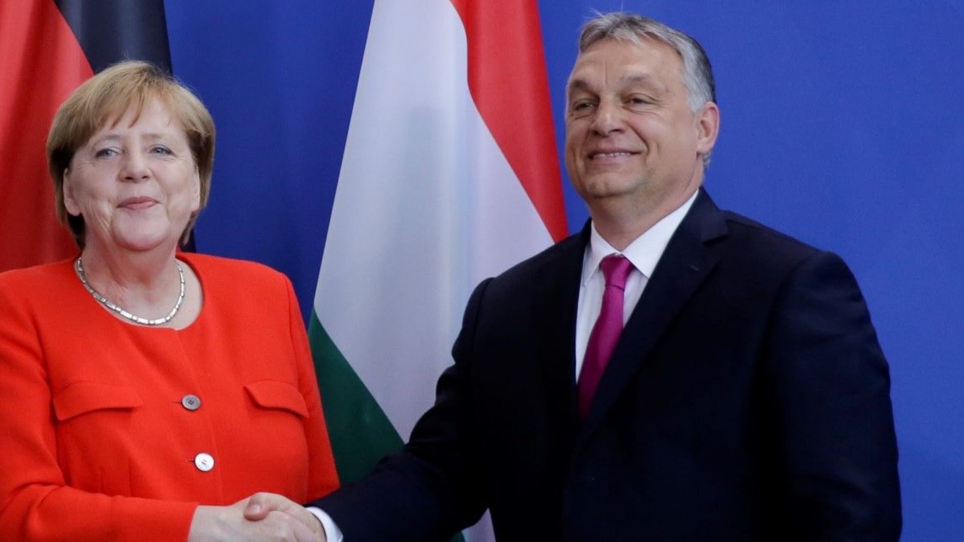 Меркел и Орбан влязоха в остър спор за миграцията