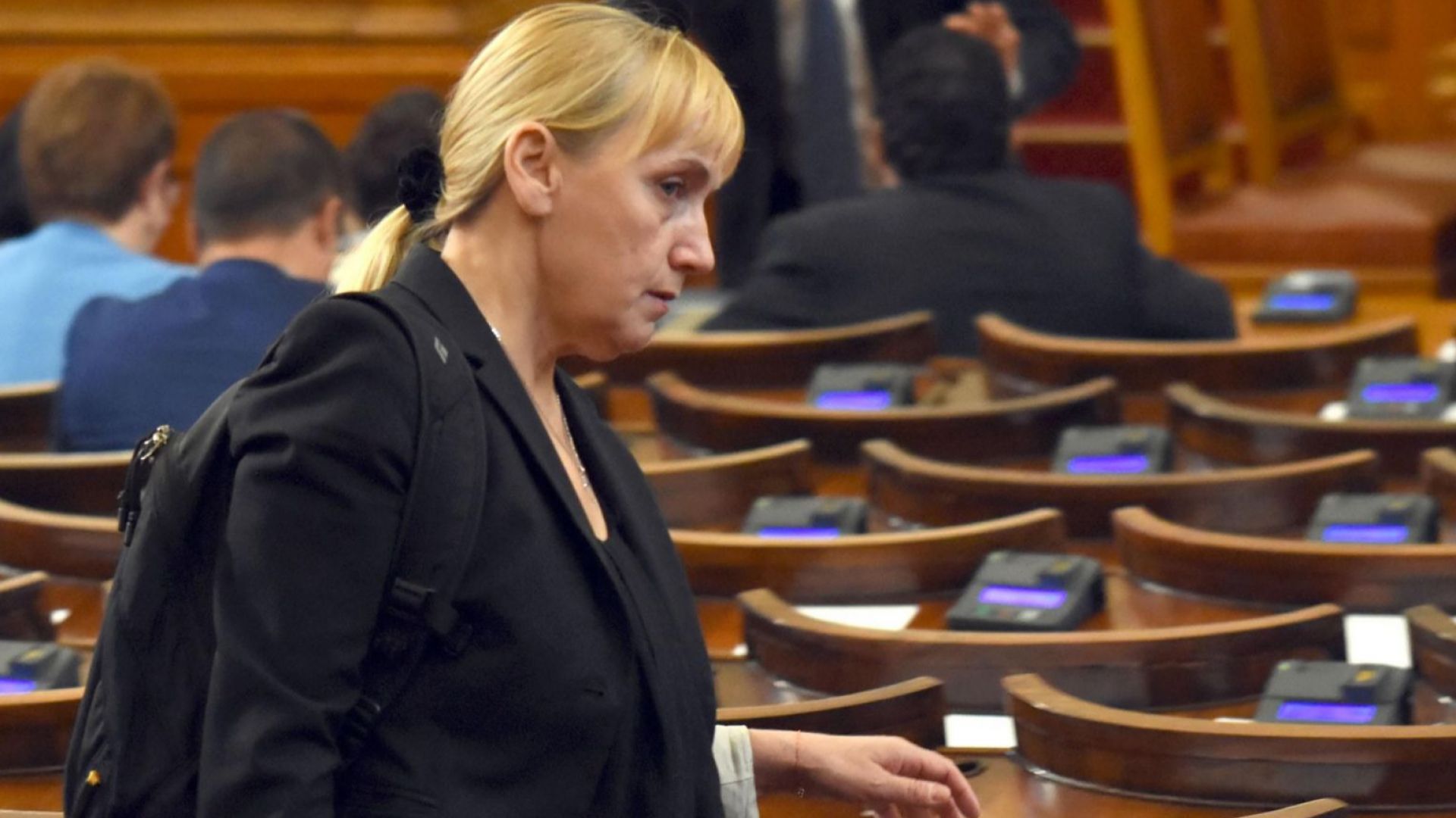 Правителството е в агония тече битка за постове и разпределение