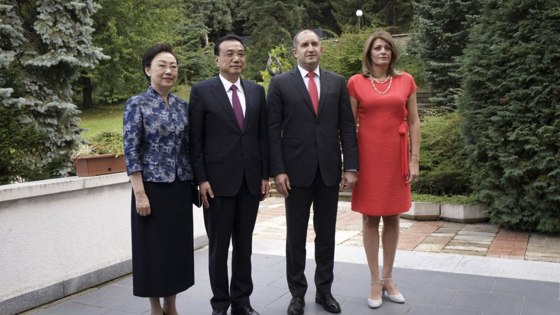 Радеви приеха китайския премиер и съпругата му във вила "Калина"