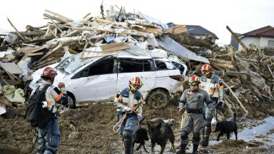  Трагедията в Япония: Жертвите на наводненията към този момент са 141 