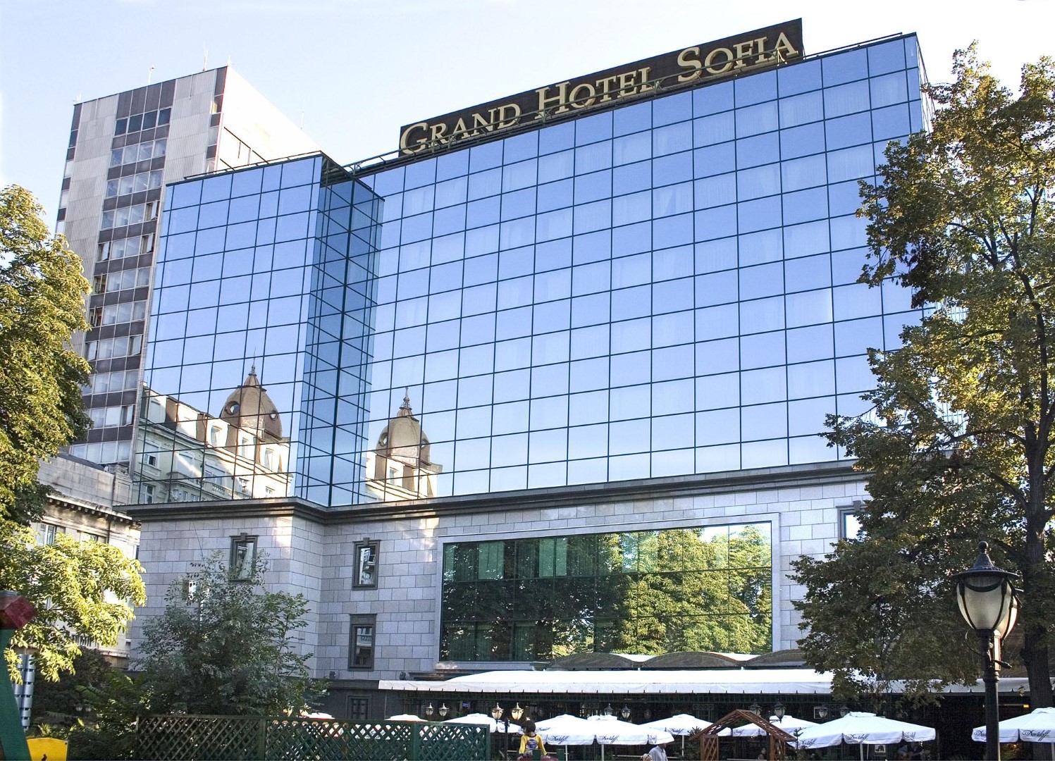 Скок на цените в 4 и 5-звездните хотели в София