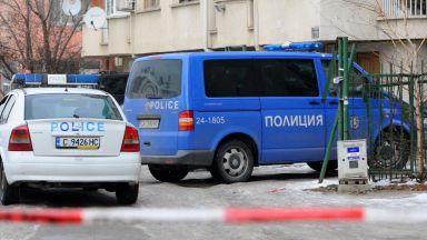 31 годишна жена и 3 годишното й дете са били открити потънали