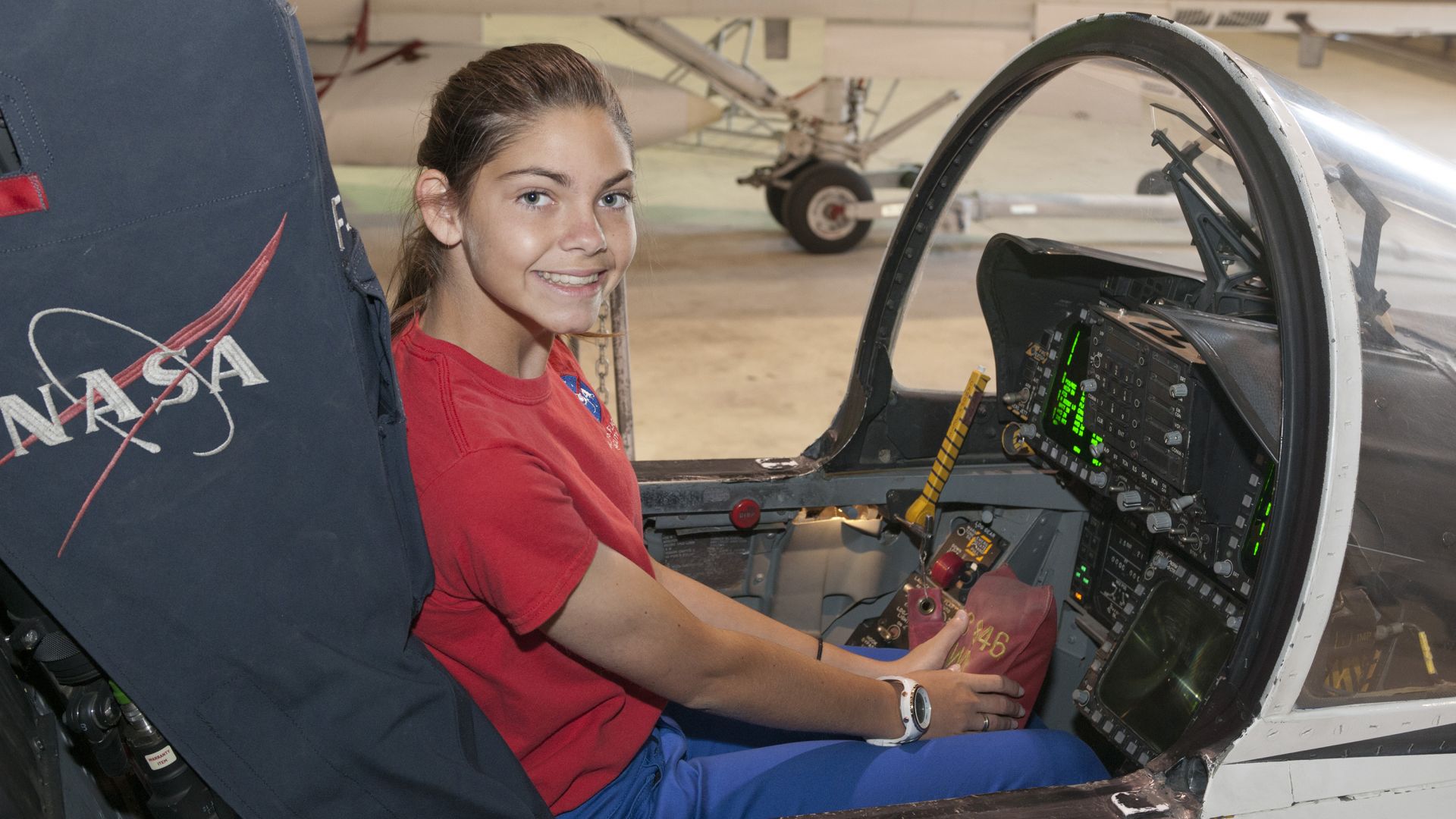 НАСА подготвя 17-годишно момиче да бъде първият човек на Марс
