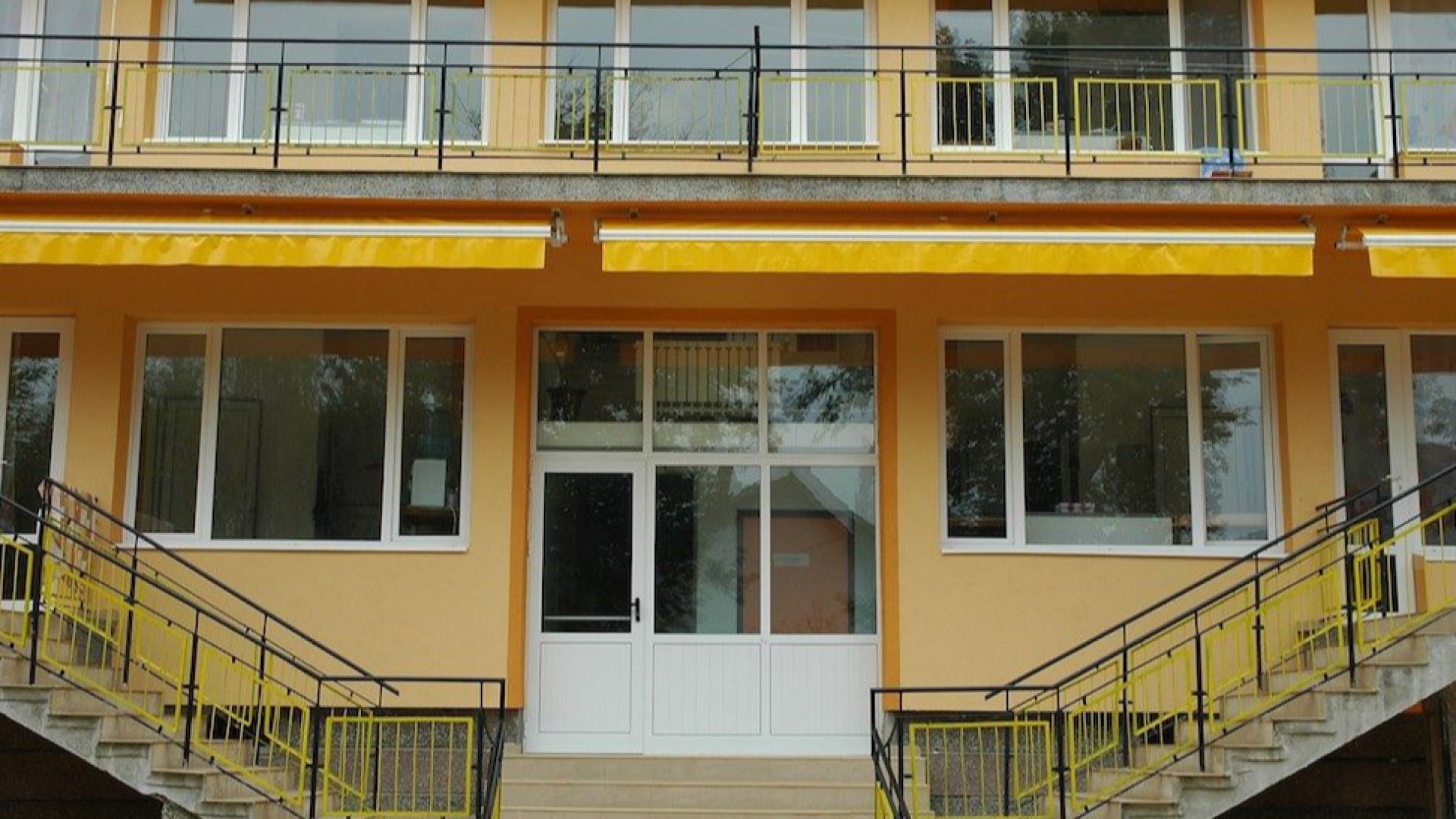 520 са свободните места в яслите във Варна за приема през август
