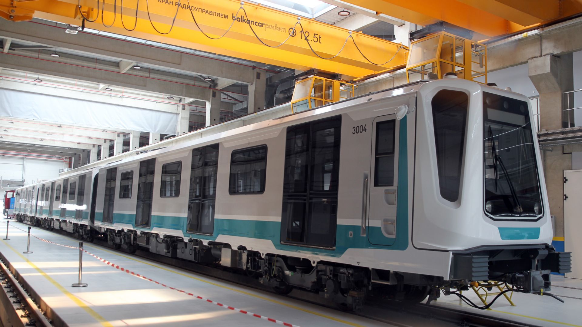 В нощта на Възкресение Христово и градският транспорт в София