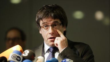 ЕП свали имунитета на Пучдемон и още двама каталунски евродепутати