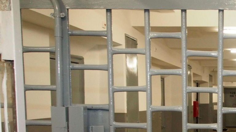 Разследват смърт на осъден в ареста в Благоевград