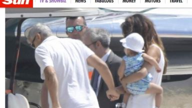 Джордж Клуни напусна Сардиния с помощта на Амал