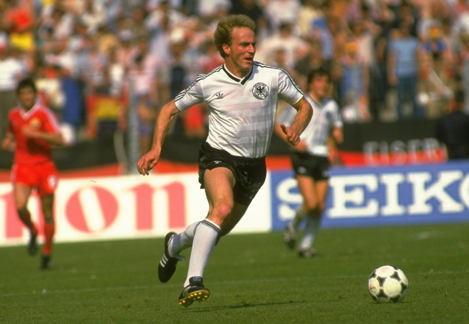 Кале изведе Германия до злато на Евро 1980, спечели всичко с "Байерн", но силите не стигнаха за титла на Мондиал и при трите опита (1978, 1982 и 1986 г.).