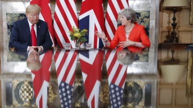 Тереза Мей: Тръмп ми каза да съдя ЕС заради Брекзит 