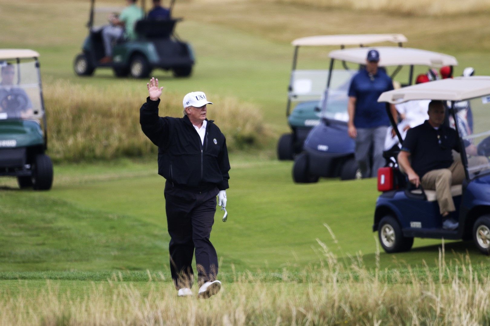 Доналд Тръмп ще има второ голф игрище в имота си в Шотландия, което ще кръсти на покойната си майка Мери Ан Маклауд