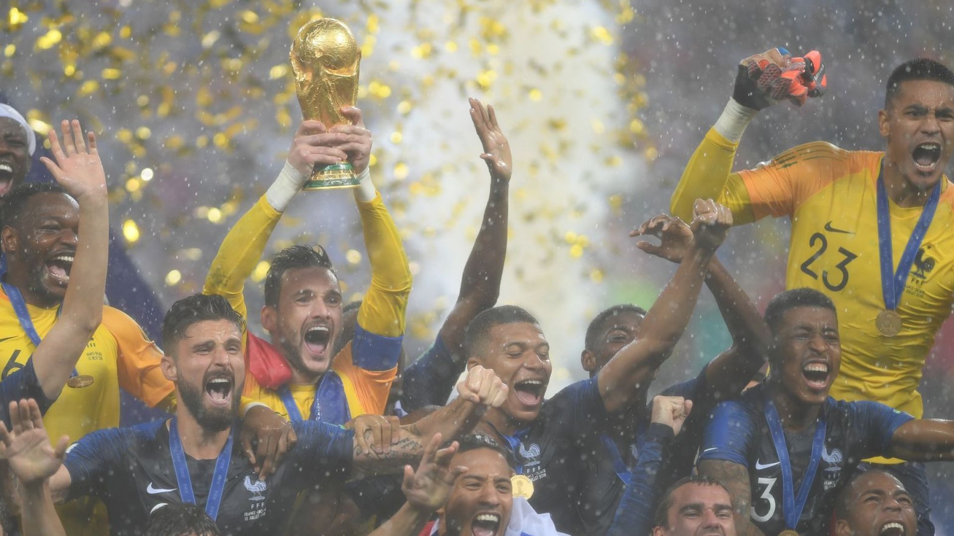 Франция е шампион на света! Луд, луд финал разплака хърватите