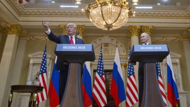 "Ню Йорк таймс": Тръмп продължава да внася объркване за срещата си с Путин 