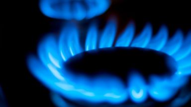 Енергиен скок от 1 октомври: Парно-10%, природен газ-14%