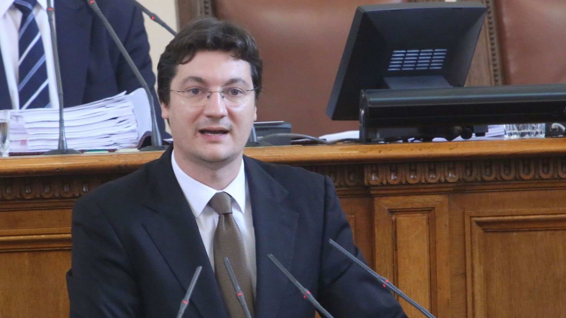 И този доклад е предпоследен коментира пред журналисти заместник председателят на