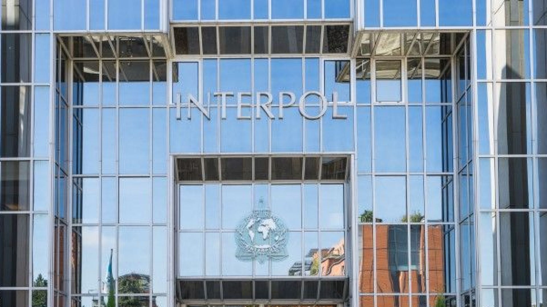 В Германия започна процесът срещу трима малолетни български граждани изнасилили