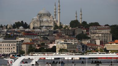 Нов срив на турската лира след US санкциите за министри
