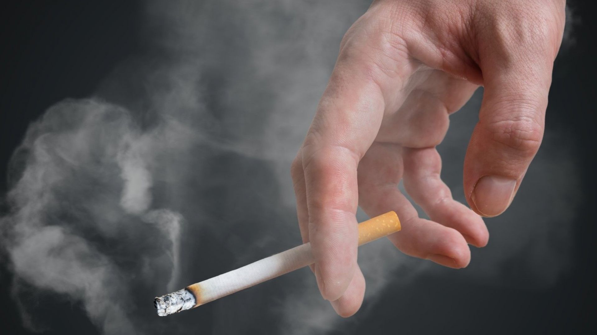 Санкции за общо 15 600 лева са наложени за тютюнопушене