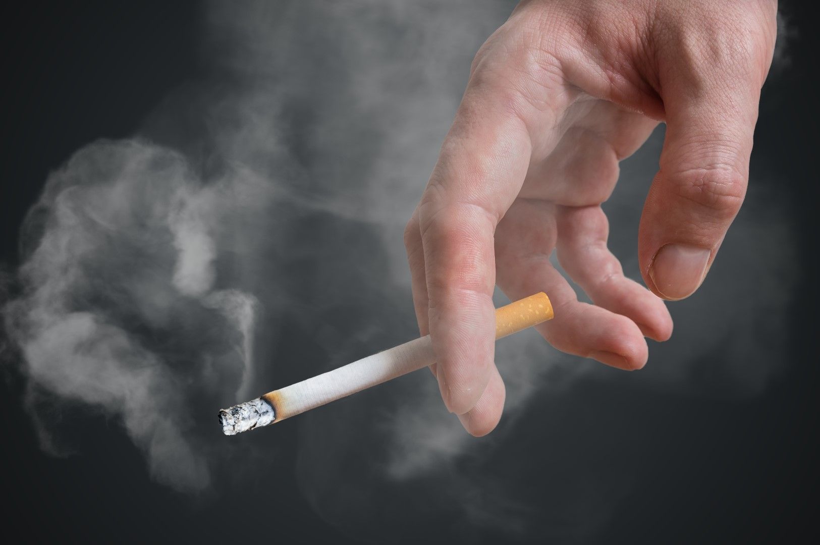 Доказаната връзка между тютюнопушенето и повишената заболеваемост и смъртност е причина за високата стойност на акцизите именно при цигарите