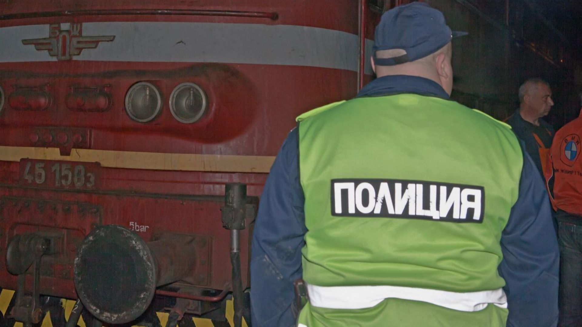 61 годишен мъж бе блъснат от бързия влак София Варна но оцеля